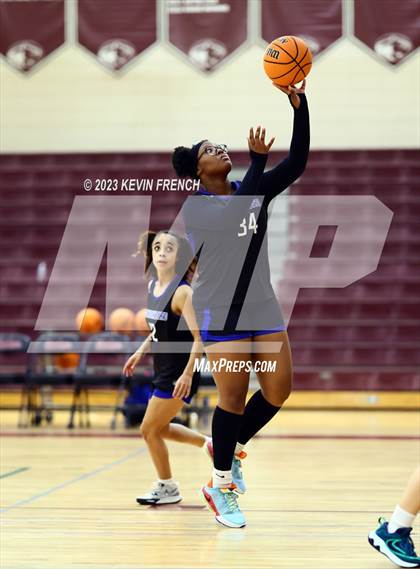 Thumbnail 1 in Thunderbird vs Prescott (Mountain Ridge Girls Basketball Invitational) photogallery.