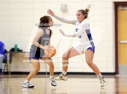 Thumbnail 3 in Thunderbird vs Prescott (Mountain Ridge Girls Basketball Invitational) photogallery.