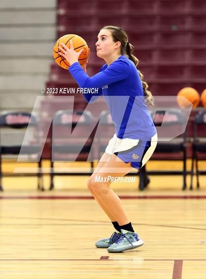 Thumbnail 1 in Thunderbird vs Prescott (Mountain Ridge Girls Basketball Invitational) photogallery.