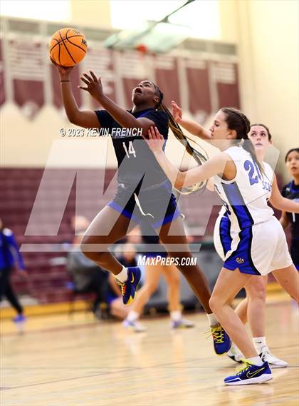 Thumbnail 2 in Thunderbird vs Prescott (Mountain Ridge Girls Basketball Invitational) photogallery.