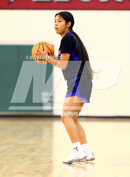 Thumbnail 1 in Thunderbird vs Prescott (Mountain Ridge Girls Basketball Invitational) photogallery.