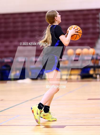 Thumbnail 2 in Thunderbird vs Prescott (Mountain Ridge Girls Basketball Invitational) photogallery.