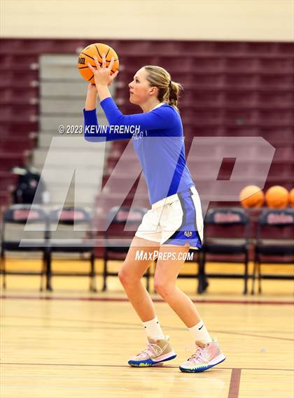 Thumbnail 2 in Thunderbird vs Prescott (Mountain Ridge Girls Basketball Invitational) photogallery.