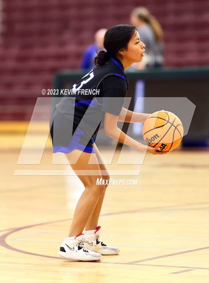 Thumbnail 2 in Thunderbird vs Prescott (Mountain Ridge Girls Basketball Invitational) photogallery.