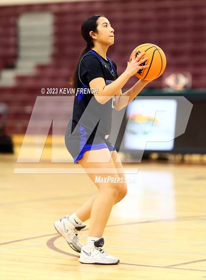 Thumbnail 3 in Thunderbird vs Prescott (Mountain Ridge Girls Basketball Invitational) photogallery.