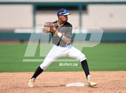 Thumbnail 3 in 42nd Annual FACA North All-Stars vs East All-Stars photogallery.