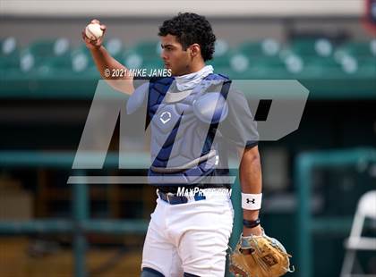 Thumbnail 3 in 42nd Annual FACA North All-Stars vs East All-Stars photogallery.