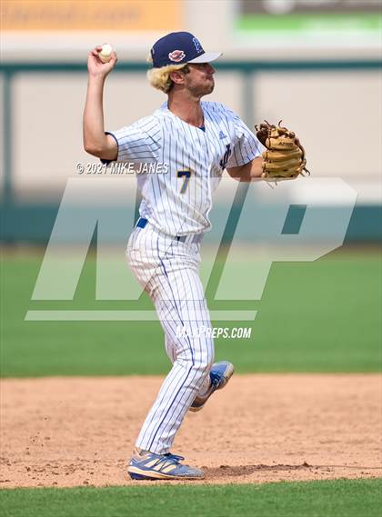 Thumbnail 2 in 42nd Annual FACA North All-Stars vs East All-Stars photogallery.