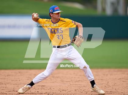 Thumbnail 1 in 42nd Annual FACA North All-Stars vs East All-Stars photogallery.
