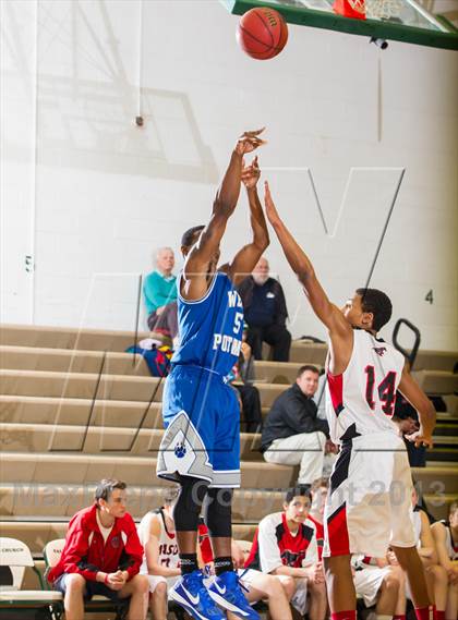 Thumbnail 1 in Mason vs West Potomac (Joe Cascio Holiday Classic) photogallery.
