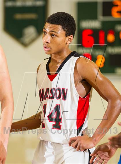 Thumbnail 2 in Mason vs West Potomac (Joe Cascio Holiday Classic) photogallery.