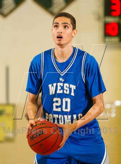 Thumbnail 2 in Mason vs West Potomac (Joe Cascio Holiday Classic) photogallery.