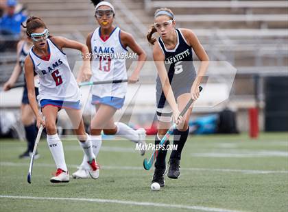 Thumbnail 3 in Riverside vs Lafayette (Bulldog Invitational) photogallery.