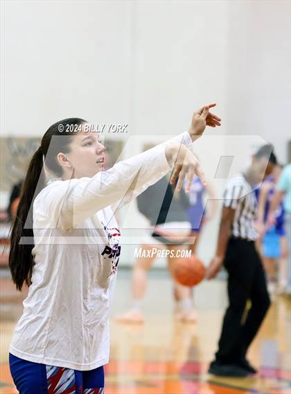 Thumbnail 3 in Grand Saline vs Prairiland photogallery.