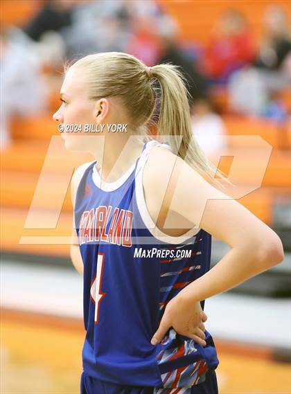 Thumbnail 3 in Grand Saline vs Prairiland photogallery.