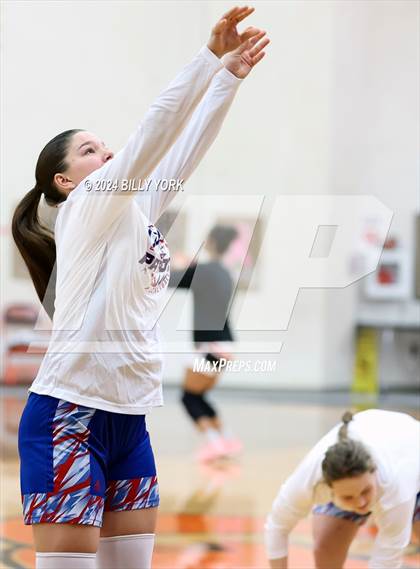 Thumbnail 1 in Grand Saline vs Prairiland photogallery.