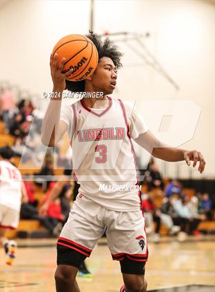 Thumbnail 2 in Edison vs. Lincoln  (Super Saturday Showcase) photogallery.