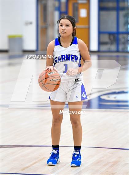 Thumbnail 2 in Garner vs. Bryson (Perrin Tournament) photogallery.