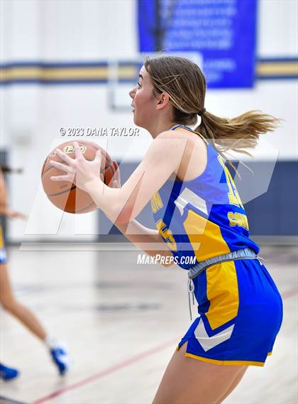 Thumbnail 3 in Garner vs. Bryson (Perrin Tournament) photogallery.