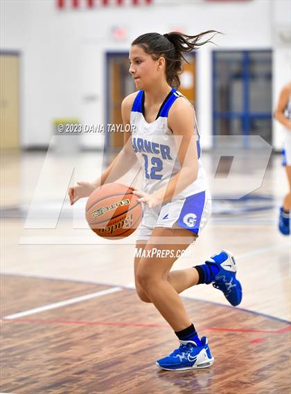 Thumbnail 2 in Garner vs. Bryson (Perrin Tournament) photogallery.