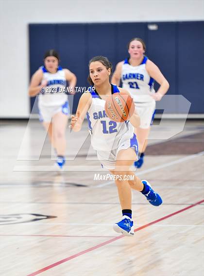 Thumbnail 1 in Garner vs. Bryson (Perrin Tournament) photogallery.