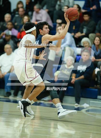 Thumbnail 2 in Alemany vs  Camarillo (Sierra Canyon Invitational) photogallery.