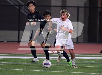 Thumbnail 2 in Edison vs Canyon (CIF-SS D2 quarterfinal) photogallery.
