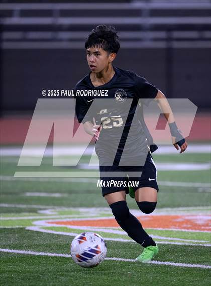 Thumbnail 3 in Edison vs Canyon (CIF-SS D2 quarterfinal) photogallery.