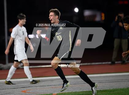 Thumbnail 1 in Edison vs Canyon (CIF-SS D2 quarterfinal) photogallery.