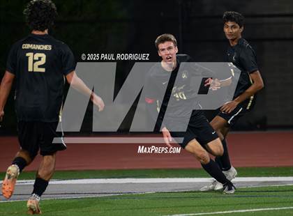 Thumbnail 1 in Edison vs Canyon (CIF-SS D2 quarterfinal) photogallery.