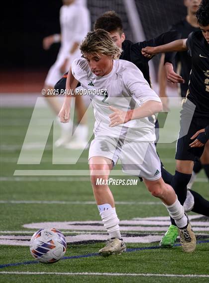 Thumbnail 2 in Edison vs Canyon (CIF-SS D2 quarterfinal) photogallery.