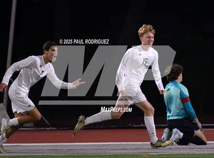 Thumbnail 1 in Edison vs Canyon (CIF-SS D2 quarterfinal) photogallery.