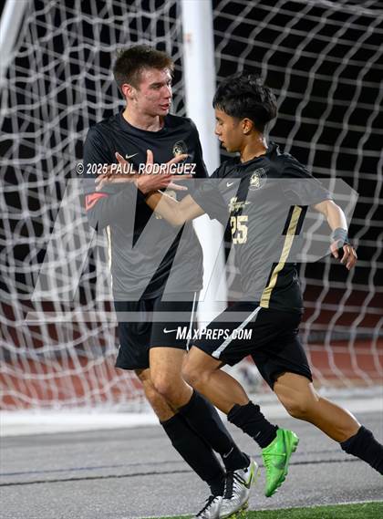 Thumbnail 1 in Edison vs Canyon (CIF-SS D2 quarterfinal) photogallery.