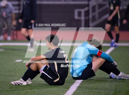 Thumbnail 2 in Edison vs Canyon (CIF-SS D2 quarterfinal) photogallery.
