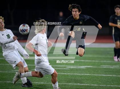 Thumbnail 2 in Edison vs Canyon (CIF-SS D2 quarterfinal) photogallery.