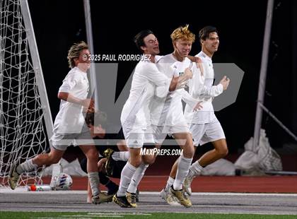 Thumbnail 1 in Edison vs Canyon (CIF-SS D2 quarterfinal) photogallery.