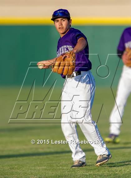 Thumbnail 3 in Stevens vs. Warren photogallery.