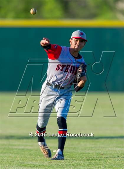 Thumbnail 2 in Stevens vs. Warren photogallery.