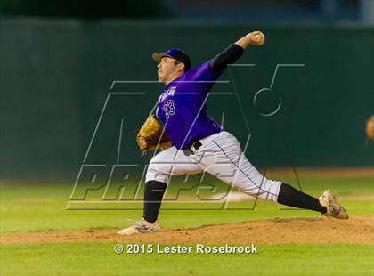 Thumbnail 1 in Stevens vs. Warren photogallery.
