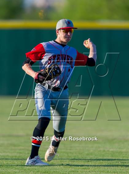 Thumbnail 2 in Stevens vs. Warren photogallery.