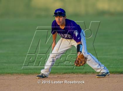 Thumbnail 1 in Stevens vs. Warren photogallery.