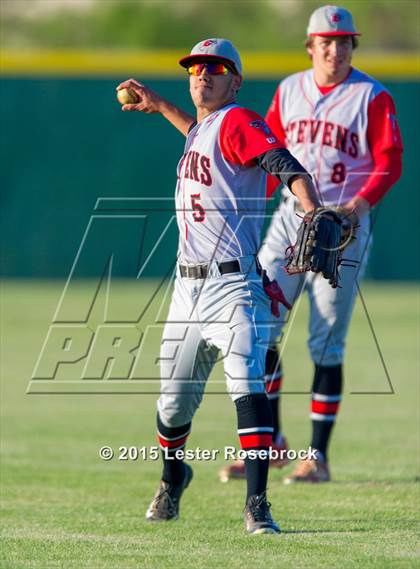 Thumbnail 3 in Stevens vs. Warren photogallery.