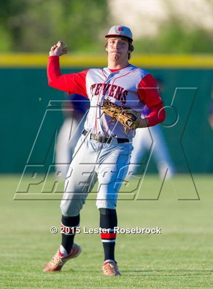 Thumbnail 3 in Stevens vs. Warren photogallery.