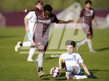Thumbnail 3 in Sullivan South @ Dobyns-Bennett photogallery.