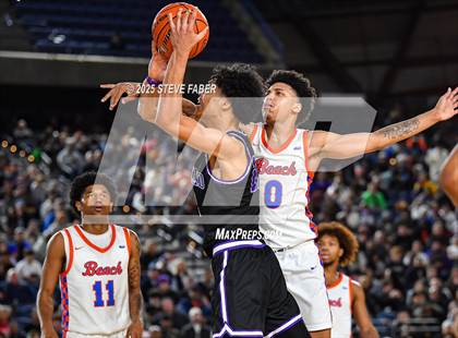 Thumbnail 2 in Garfield @ Rainier Beach (WIAA 3A State Semifinal) photogallery.