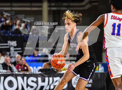 Thumbnail 2 in Garfield @ Rainier Beach (WIAA 3A State Semifinal) photogallery.