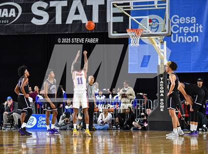 Thumbnail 1 in Garfield @ Rainier Beach (WIAA 3A State Semifinal) photogallery.