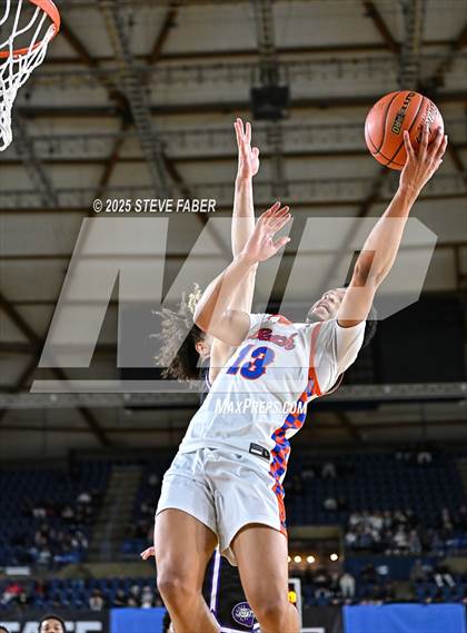 Thumbnail 2 in Garfield @ Rainier Beach (WIAA 3A State Semifinal) photogallery.