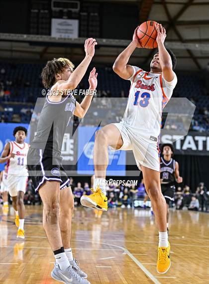 Thumbnail 2 in Garfield @ Rainier Beach (WIAA 3A State Semifinal) photogallery.