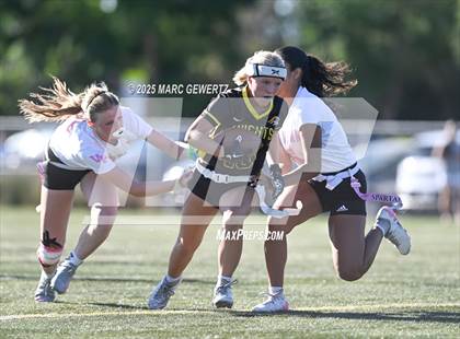 Thumbnail 3 in Villa Park @ Foothill photogallery.
